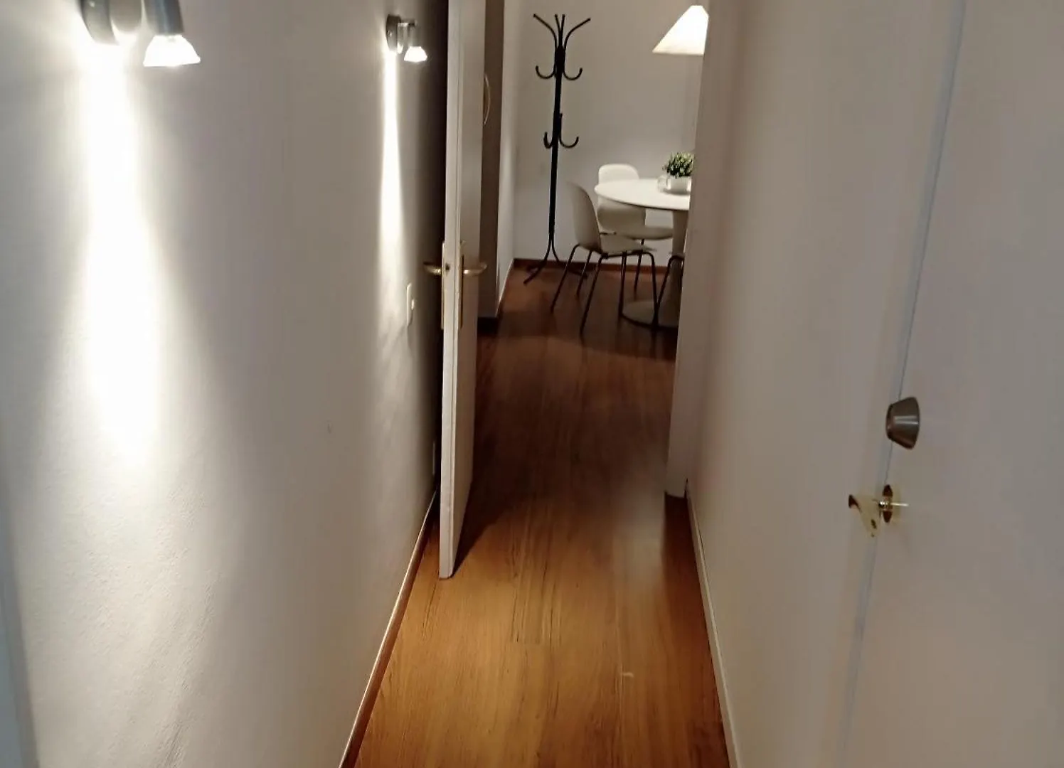 برشلونة Studio One Room Apartment 0*,  إسبانيا
